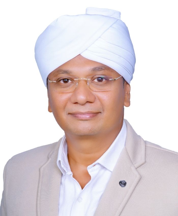 Magilesh – Director